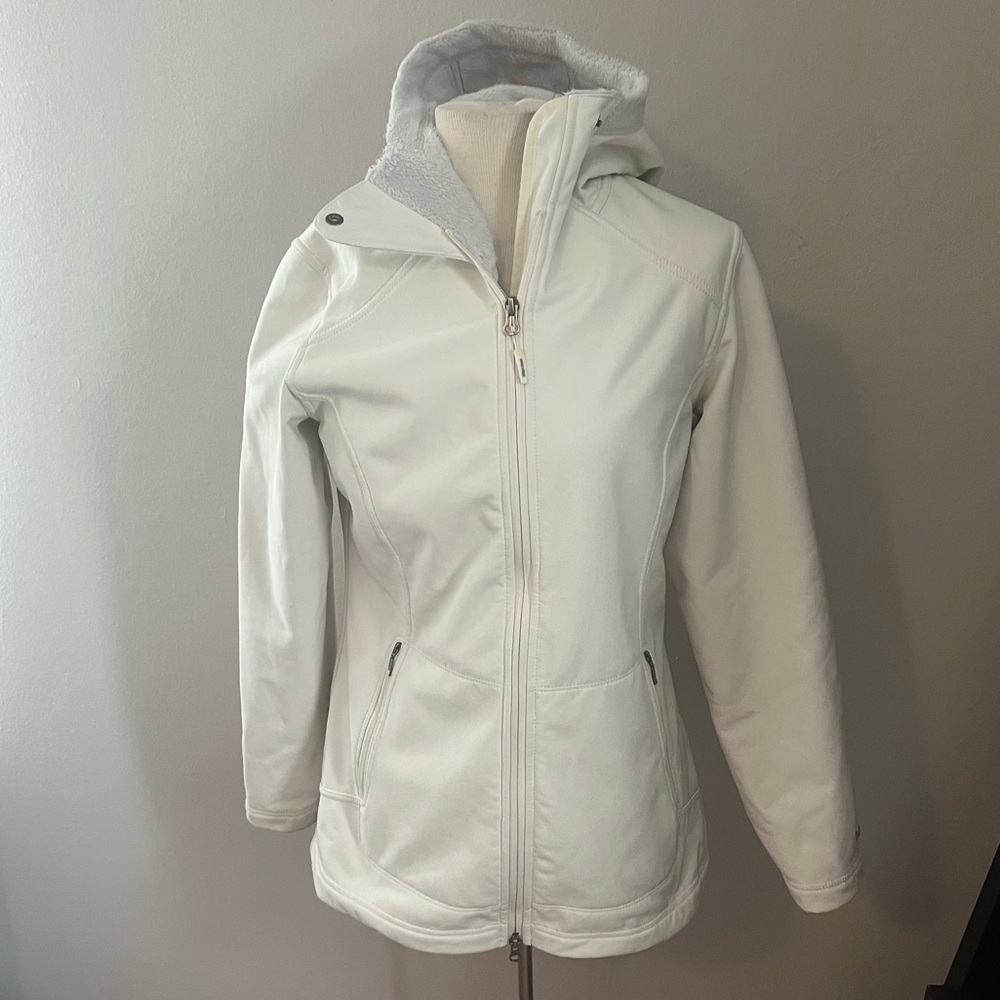 Marmot off white ladies jacket size medium